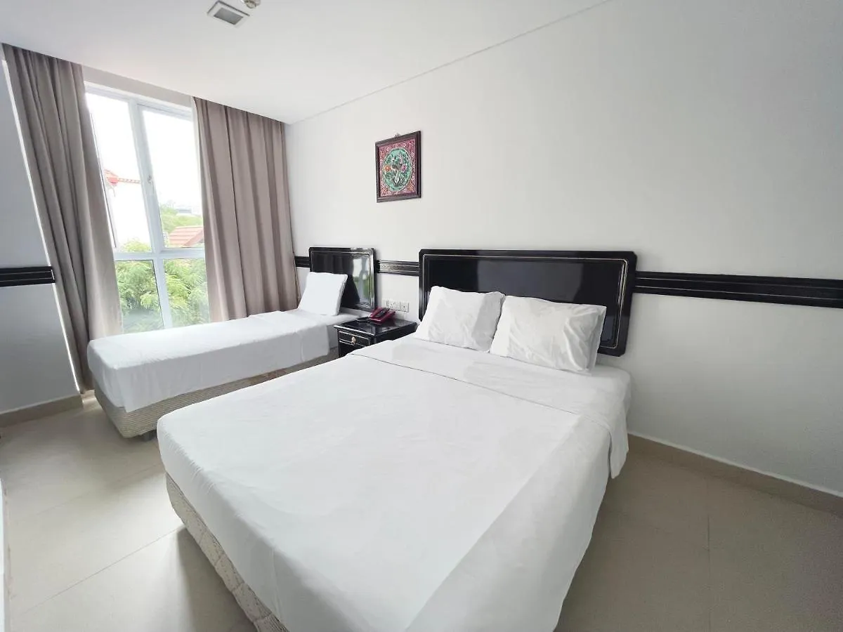 The Snooze Hotel Marine Parade Singapore 3*,
