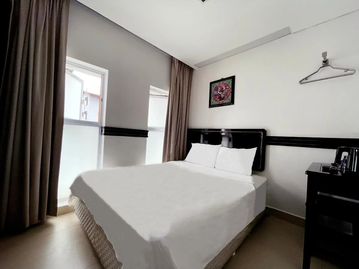 The Snooze Hotel Marine Parade Singapore 3*,  Singapore