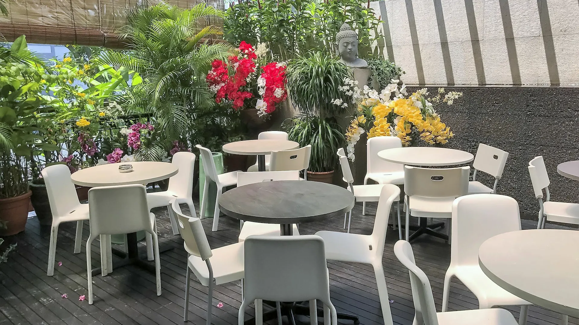 The Snooze Hotel Marine Parade Singapore